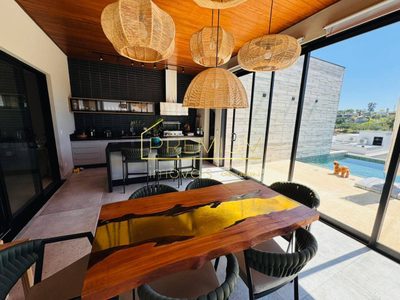 Casa, 4 quartos, 289 m² - Foto 1