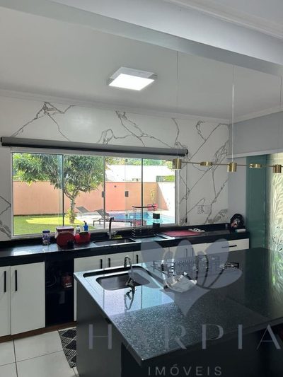 Casa, 3 quartos, 240 m² - Foto 4