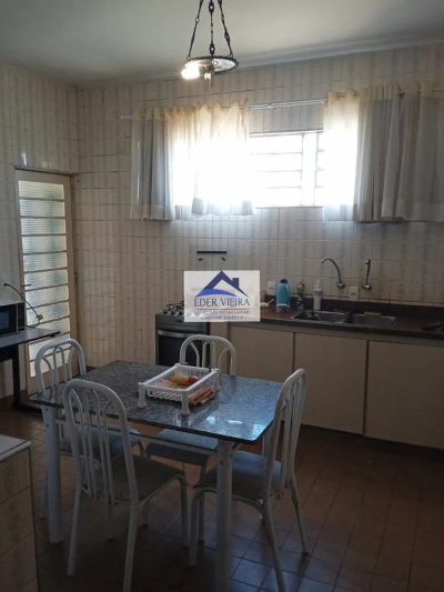 Casa, 4 quartos, 200 m² - Foto 2