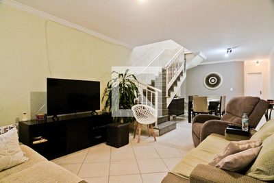 Casa, 3 quartos, 210 m² - Foto 1