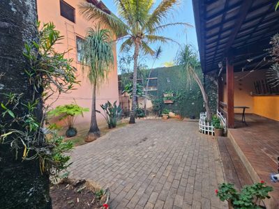 Casa, 4 quartos, 360 m² - Foto 1