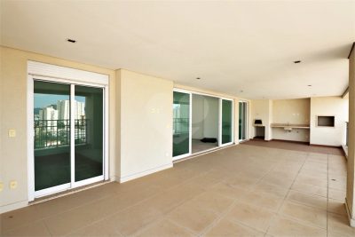 Apartamento, 4 quartos, 203 m² - Foto 1