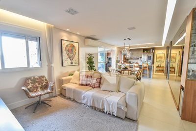 Apartamento, 3 quartos, 140 m² - Foto 1