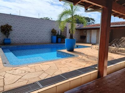 Casa, 3 quartos, 295 m² - Foto 1