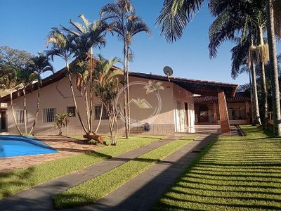 Chácara, 4 quartos, 3080 m² - Foto 1