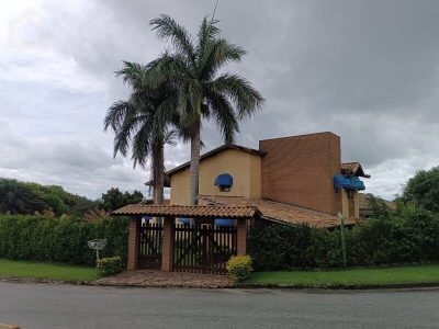 Casa, 3 quartos, 360 m² - Foto 1