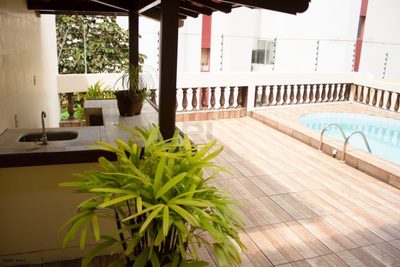 Casa, 4 quartos, 227 m² - Foto 2