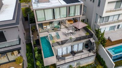 Casa, 4 quartos, 303 m² - Foto 2