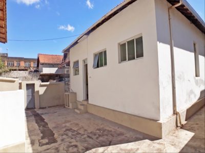 Casa, 3 quartos, 145 m² - Foto 1