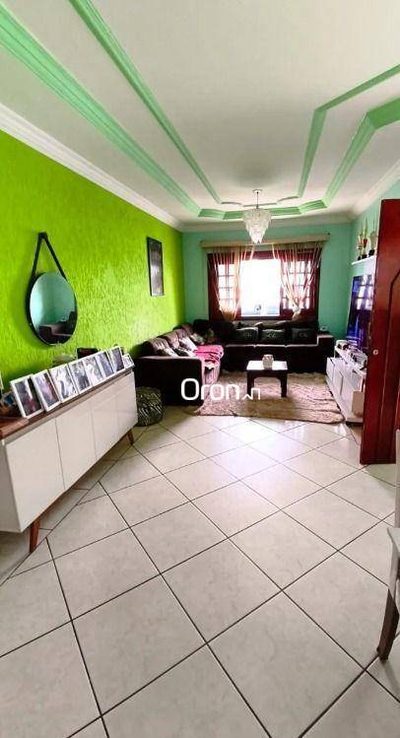Casa, 3 quartos, 269 m² - Foto 2