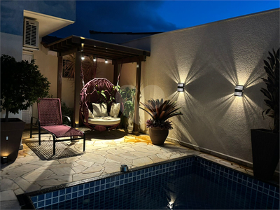 Casa, 3 quartos, 234 m² - Foto 1