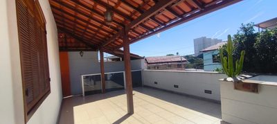 Casa, 6 quartos, 320 m² - Foto 3
