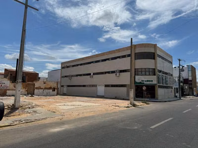 Loteamento e Condomínio, 1000 m² - Foto 1