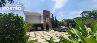 Casa, 6 quartos, 380 m² - Foto 1