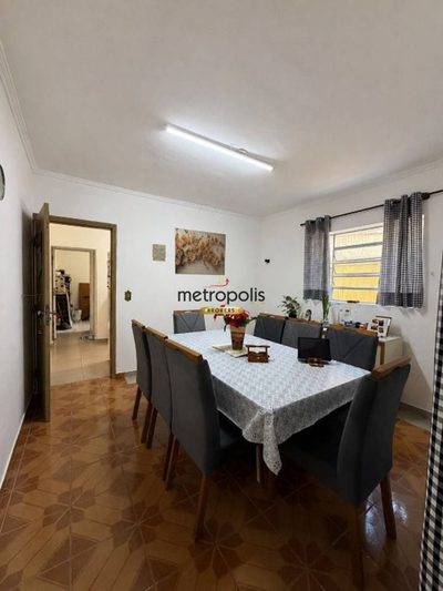 Sobrado, 4 quartos, 195 m² - Foto 1
