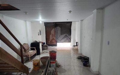 Loja-Salão, 240 m² - Foto 2