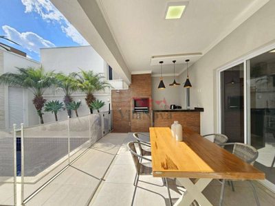 Casa, 3 quartos, 195 m² - Foto 2