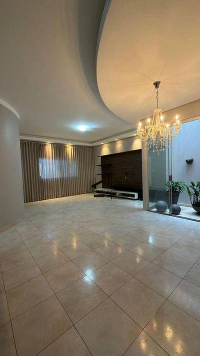 Casa, 3 quartos, 230 m² - Foto 3
