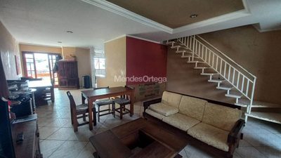 Casa, 3 quartos, 218 m² - Foto 4