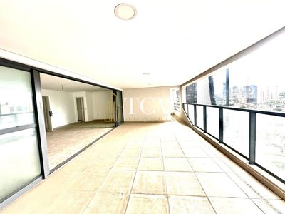 Apartamento, 3 quartos, 227 m² - Foto 2