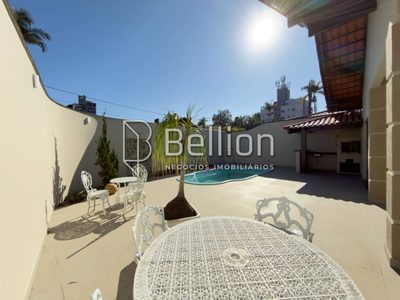 Casa, 3 quartos, 219 m² - Foto 3
