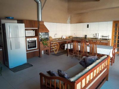 Casa, 4 quartos, 150 m² - Foto 1