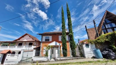 Casa, 5 quartos, 356 m² - Foto 1