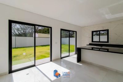 Casa, 3 quartos, 104 m² - Foto 1