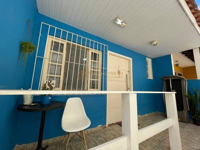 Casa, 2 quartos, 72 m² - Foto 1