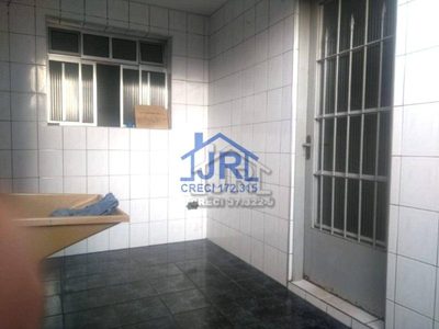 Casa, 2 quartos, 150 m² - Foto 1