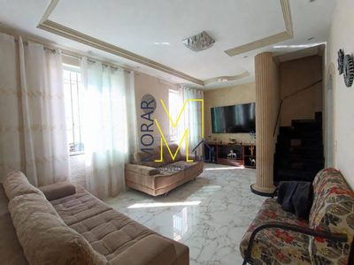 Casa, 5 quartos, 179 m² - Foto 1