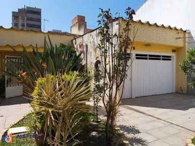 Casa, 4 quartos, 207 m² - Foto 1