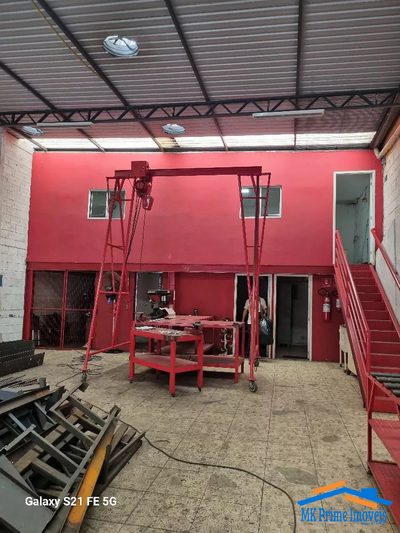 Depósito-Galpão, 250 m² - Foto 1