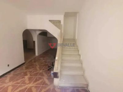 Casa, 3 quartos, 269 m² - Foto 1