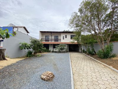 Casa, 4 quartos, 240 m² - Foto 3