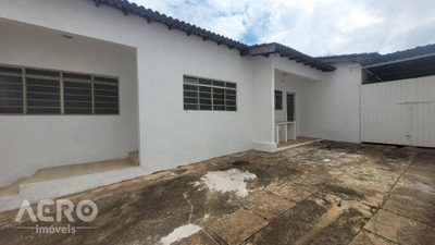 Casa, 3 quartos, 180 m² - Foto 2