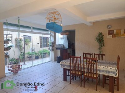 Casa, 4 quartos, 290 m² - Foto 1