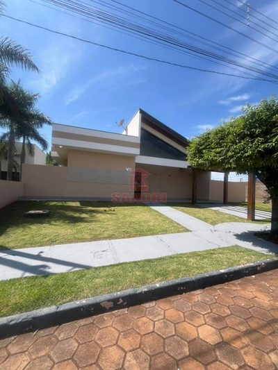 Casa, 3 quartos, 222 m² - Foto 1