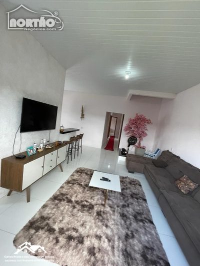 Casa, 3 quartos, 157 m² - Foto 2