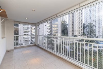 Apartamento, 3 quartos, 127 m² - Foto 2