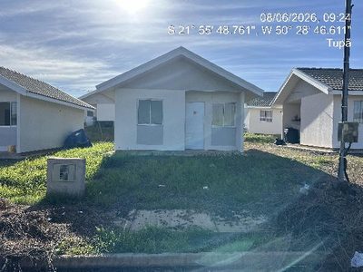 Casa, 2 quartos, 200 m² - Foto 1