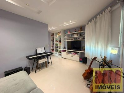 Casa, 5 quartos, 483 m² - Foto 1