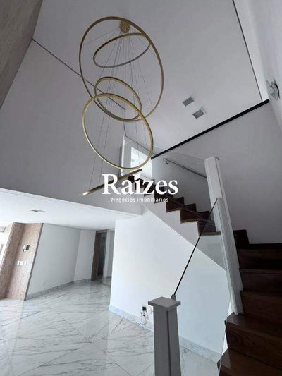 Cobertura, 3 quartos, 274 m² - Foto 1