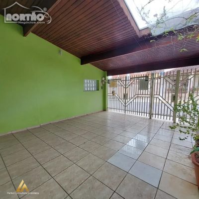 Casa, 3 quartos, 200 m² - Foto 1