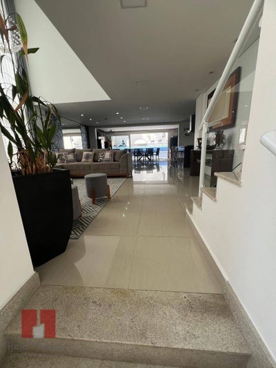 Casa, 4 quartos, 368 m² - Foto 4