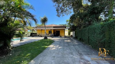 Casa, 3 quartos, 250 m² - Foto 1