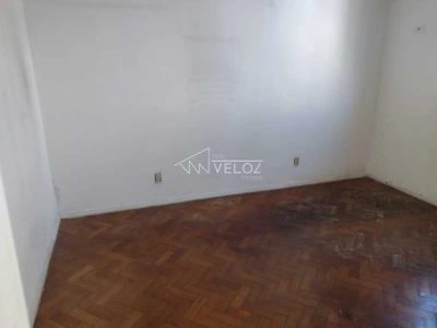 Apartamento, 1 quarto, 42 m² - Foto 1