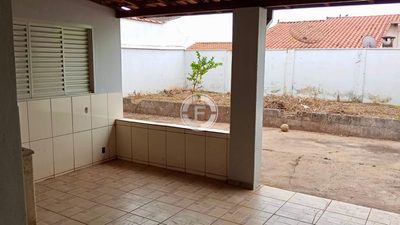 Casa, 2 quartos, 250 m² - Foto 3