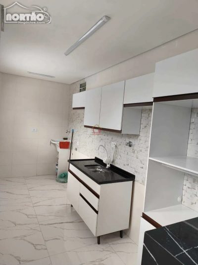 Casa, 2 quartos, 55 m² - Foto 1