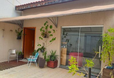 Casa, 3 quartos, 100 m² - Foto 1